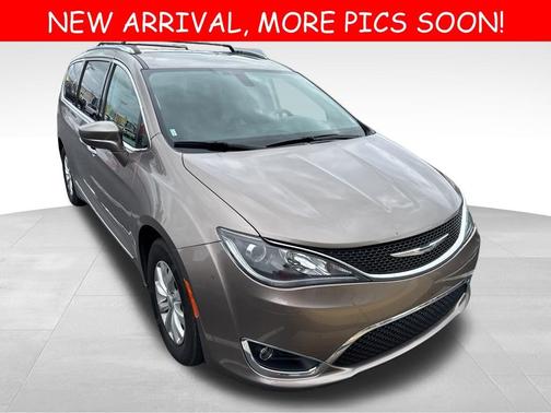 2018 Chrysler Pacifica Touring-L
