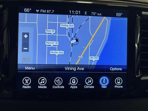 2017 Chrysler Pacifica Touring-L Plus