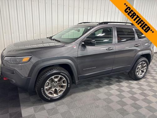 2022 Jeep Cherokee Trailhawk
