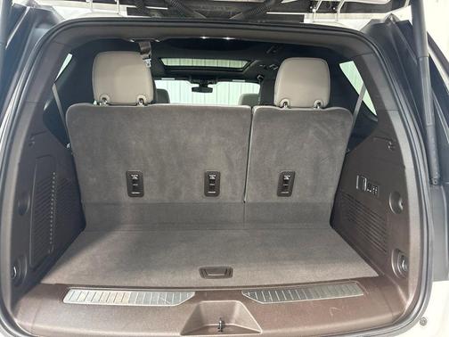Summit White 2022 Chevrolet Tahoe Z71