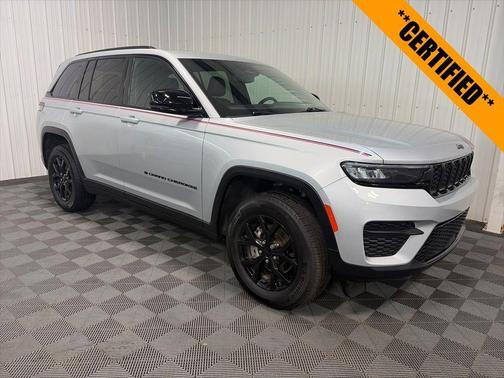 Silver Zynith 2024 Jeep Grand Cherokee Laredo