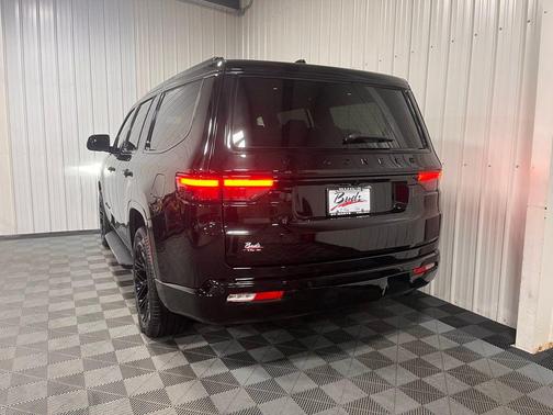 2025 Jeep Wagoneer Series II