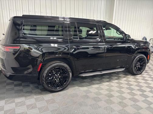 2025 Jeep Wagoneer Series II