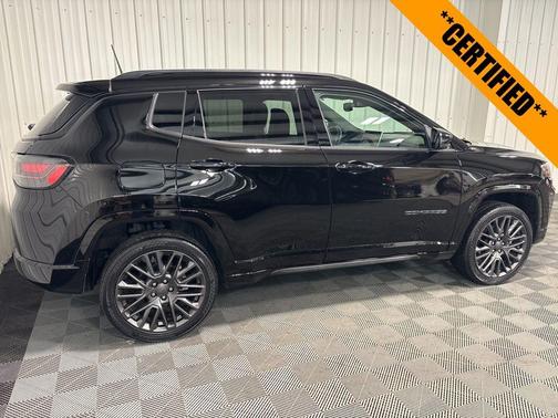 2022 Jeep Compass Altitude