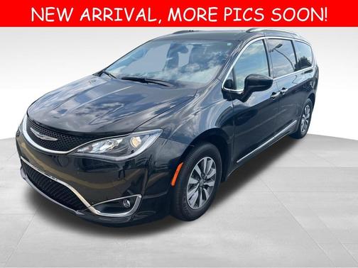 2020 Chrysler Pacifica Touring-L Plus