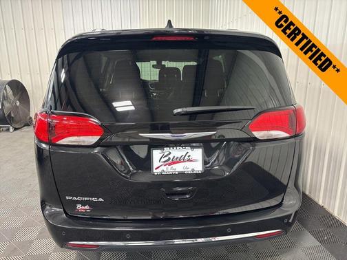 2020 Chrysler Pacifica Touring-L Plus