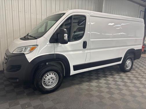 Bright White Clearcoat 2025 RAM ProMaster 2500 Base
