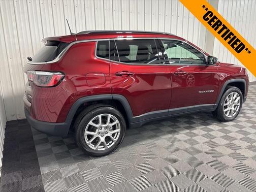 2022 Jeep Compass Latitude Lux