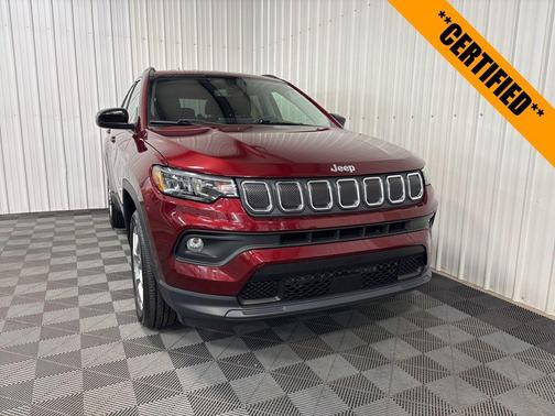2022 Jeep Compass Latitude Lux