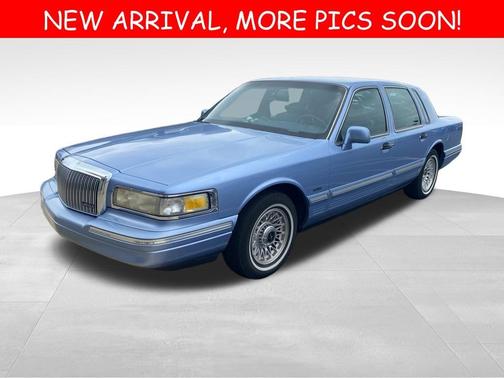 1995 Lincoln Town Car Executive
