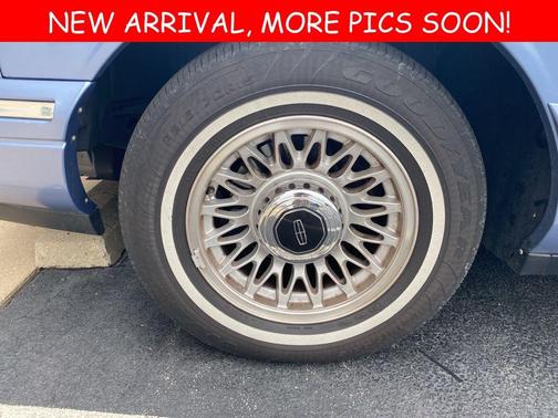 1995 Lincoln Town Car Executive