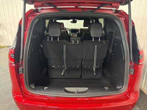 Red 2027 Chrysler Pacifica SELECT
