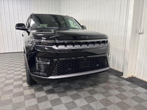 Gloss Black 2026 Jeep Grand Wagoneer L Limited