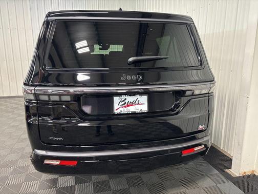 Gloss Black 2026 Jeep Grand Wagoneer L Limited
