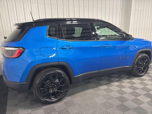 2022 Jeep Compass Altitude