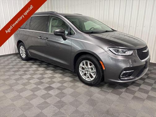 2021 Chrysler Pacifica Touring-L