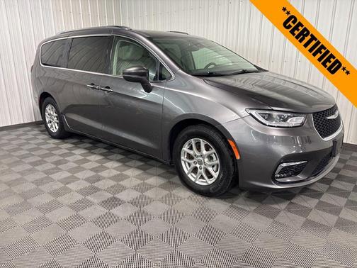 2021 Chrysler Pacifica Touring-L