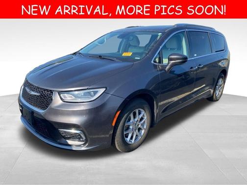 2021 Chrysler Pacifica Touring-L