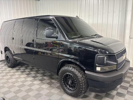 2017 Chevrolet Express 2500 Work Van