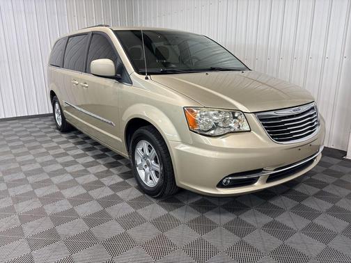 2011 Chrysler Town & Country Touring