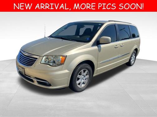 2011 Chrysler Town & Country Touring