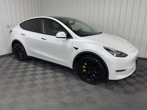 2022 Tesla Model Y Long Range