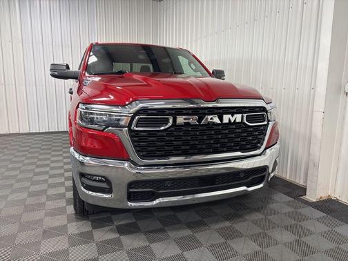 Molten Red Pearlcoat 2026 RAM 1500 Big Horn/Lone Star
