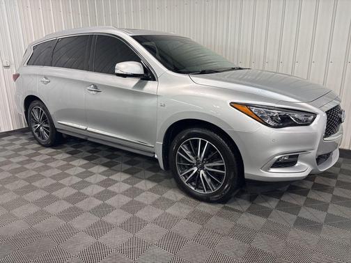 2016 INFINITI QX60 Base