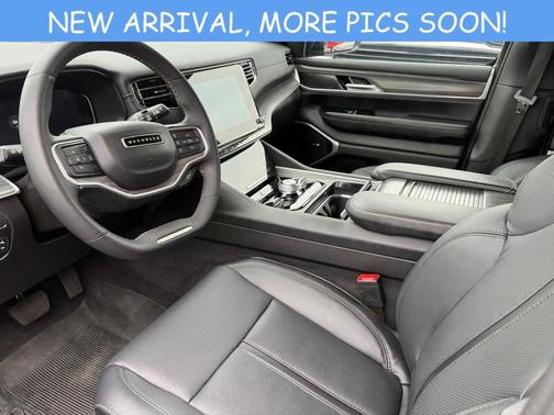 Diamond Black 2024 Jeep Wagoneer L Series II