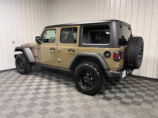 2025 Jeep Wrangler Sport