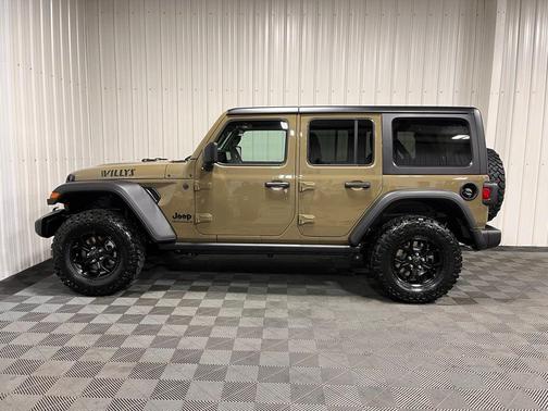 2025 Jeep Wrangler Sport