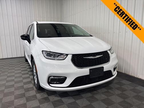 2024 Chrysler Pacifica Touring-L