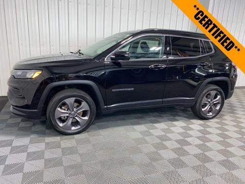 2022 Jeep Compass Latitude Lux