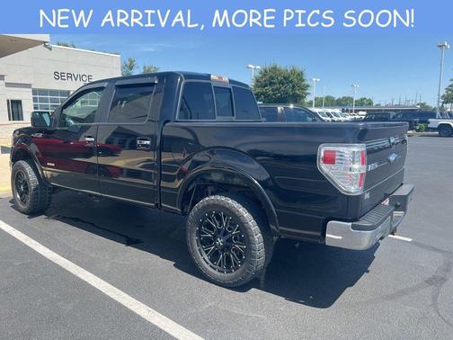 Black 2011 Ford F-150 Lariat