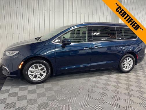 2021 Chrysler Pacifica Touring-L