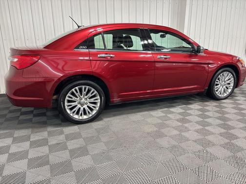 2012 Chrysler 200 Limited
