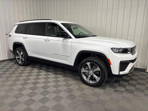 Bright White Clearcoat 2026 Jeep Grand Cherokee L Limited