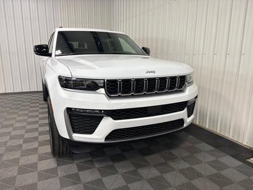 Bright White Clearcoat 2026 Jeep Grand Cherokee L Limited