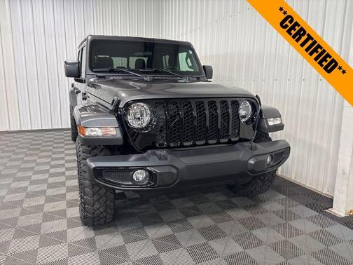 2022 Jeep Gladiator Sport