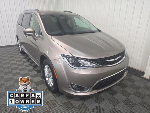 Molten Silver 2018 Chrysler Pacifica Touring-L