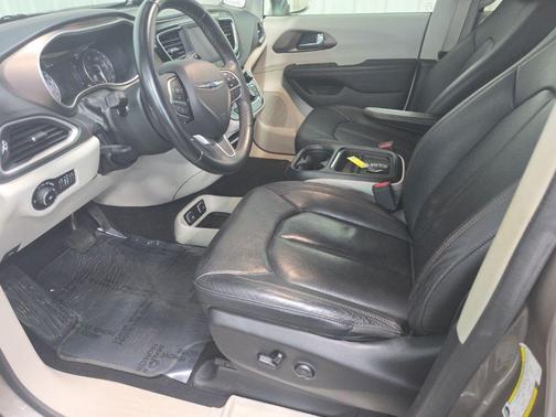 Molten Silver 2018 Chrysler Pacifica Touring-L