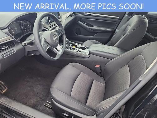 Black 2023 Nissan Altima 2.5 SV