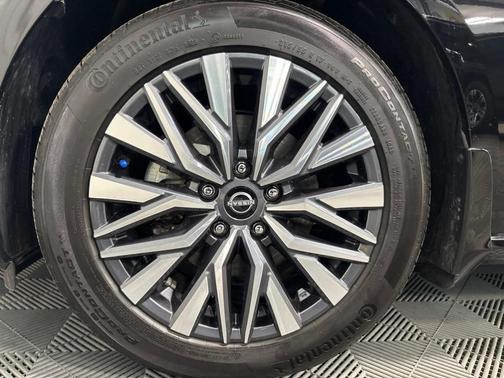 Black 2023 Nissan Altima 2.5 SV
