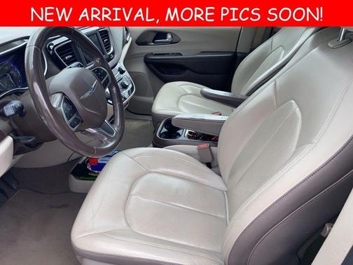 2018 Chrysler Pacifica Touring-L