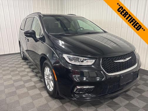 2022 Chrysler Pacifica Touring-L