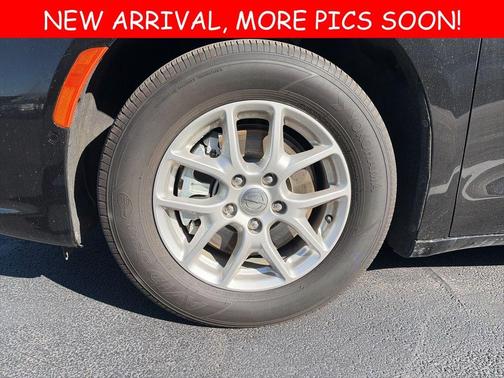 2024 Chrysler Pacifica Touring-L