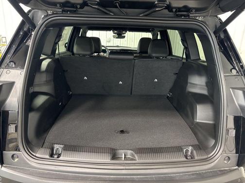 2026 Jeep Cherokee LAREDO/LIMITED