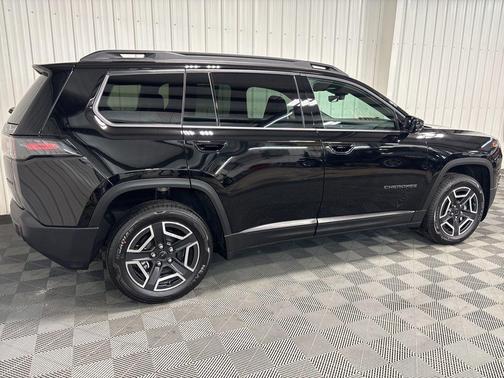 2026 Jeep Cherokee LAREDO/LIMITED