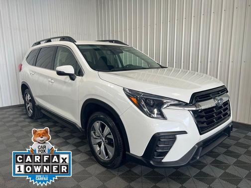 Crystal White Pearl 2023 Subaru Ascent Premium 7-Passenger
