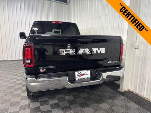 Diamond Black 2026 RAM 2500 Big Horn